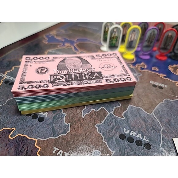 Vintage Tom Clancy Politika Board Game 1997 Russia USSR  EUC Gamenight Complete - Picture 3 of 7